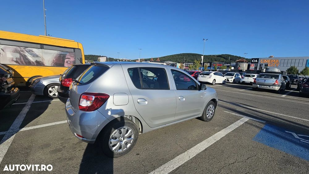 Dacia Sandero - 7