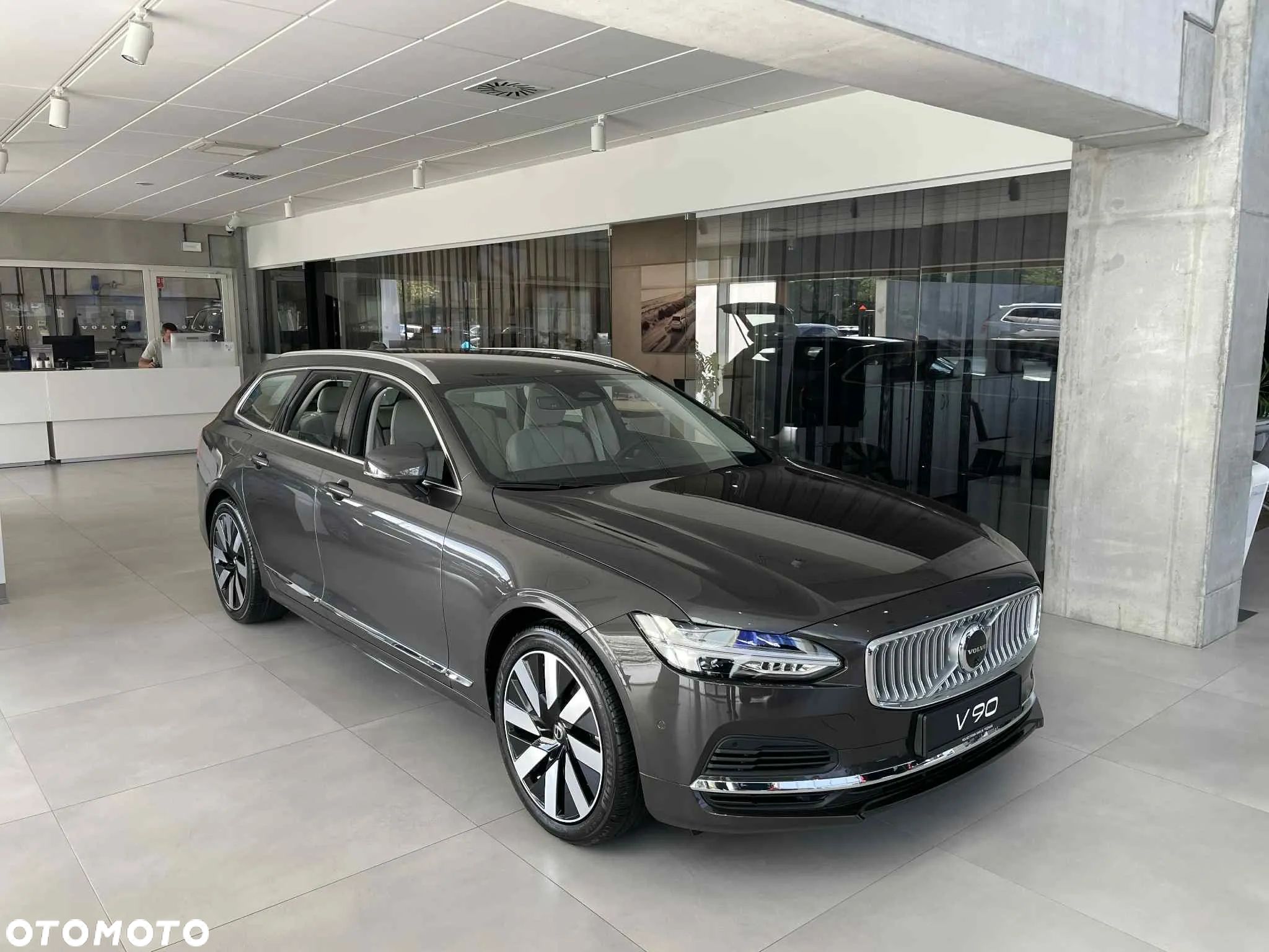 Volvo V90 - 1
