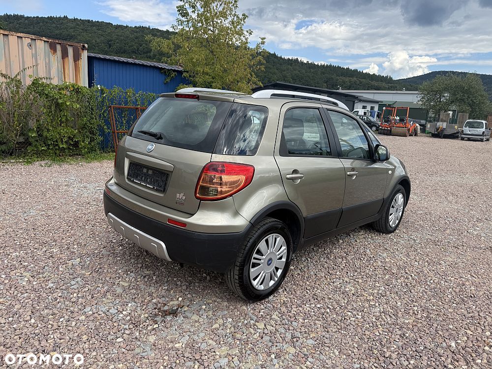 Fiat Sedici 1.6 16V 4x4 Luxury - 2