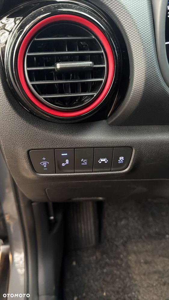 Hyundai Kona - 10
