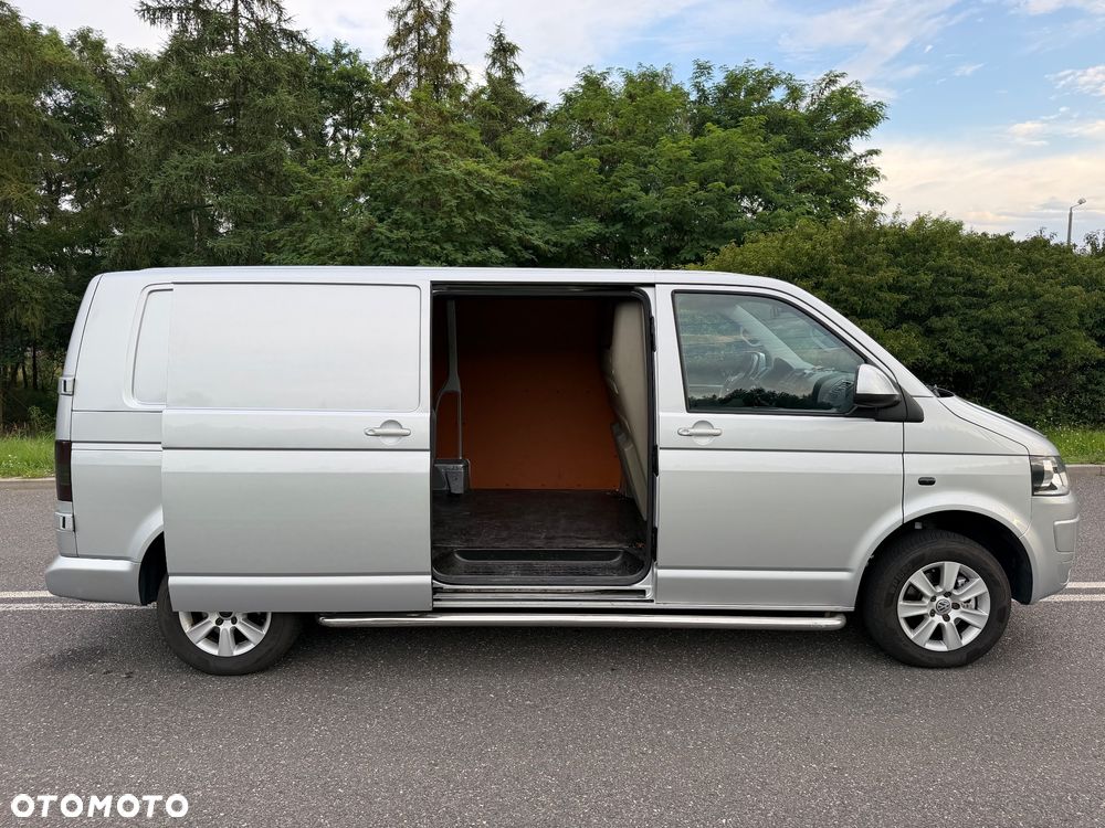Volkswagen Transporter - 9