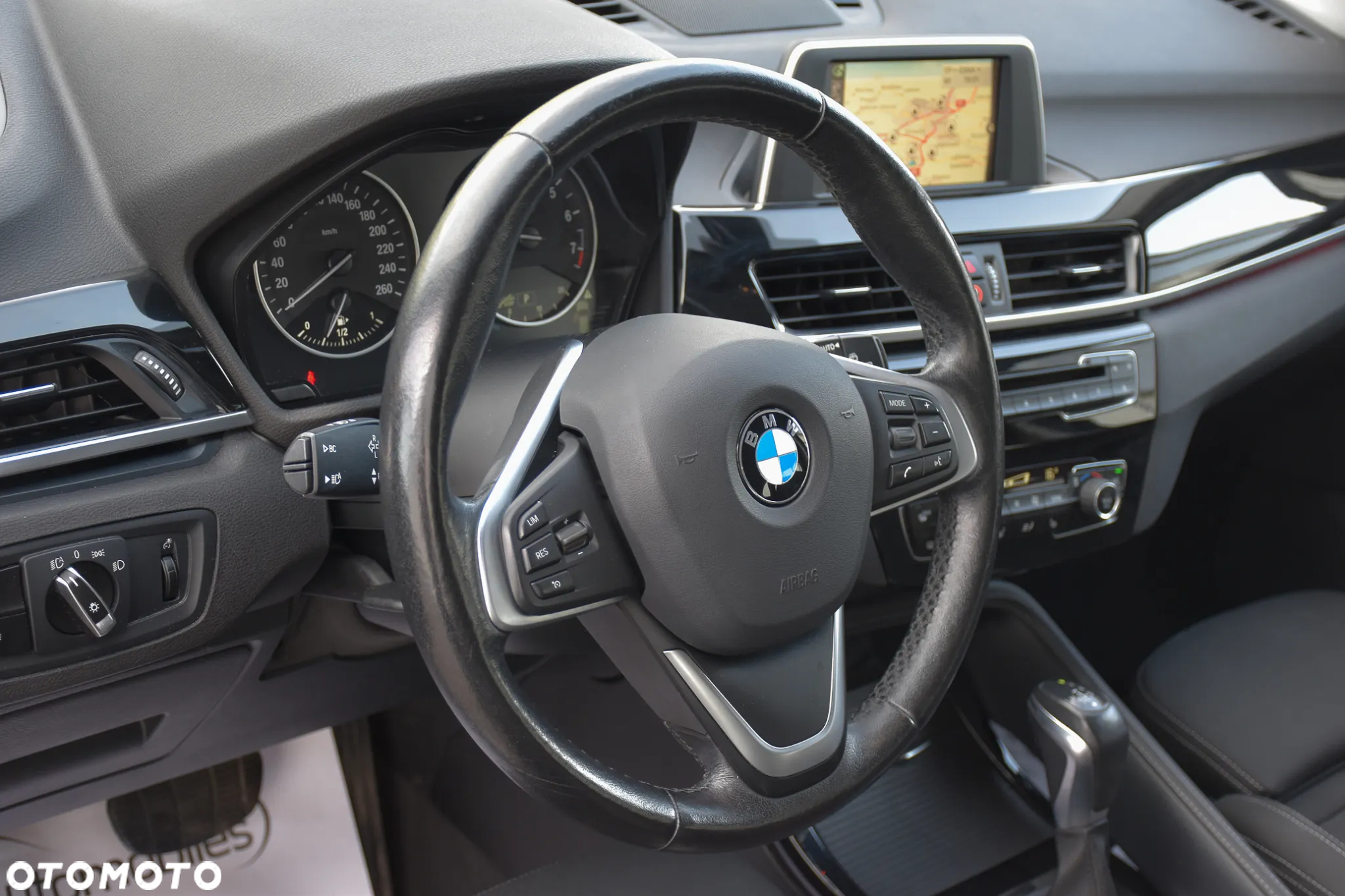 BMW X1 xDrive20i xLine sport - 22