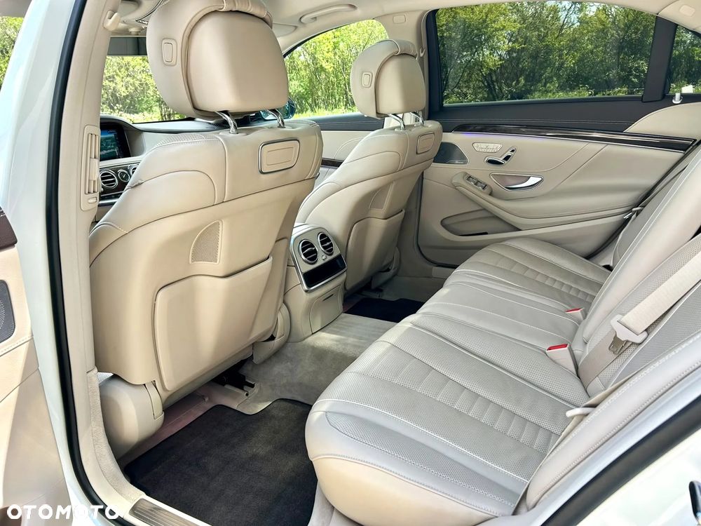 Mercedes-Benz Klasa S 560 4-Matic L 9G-TRONIC - 19