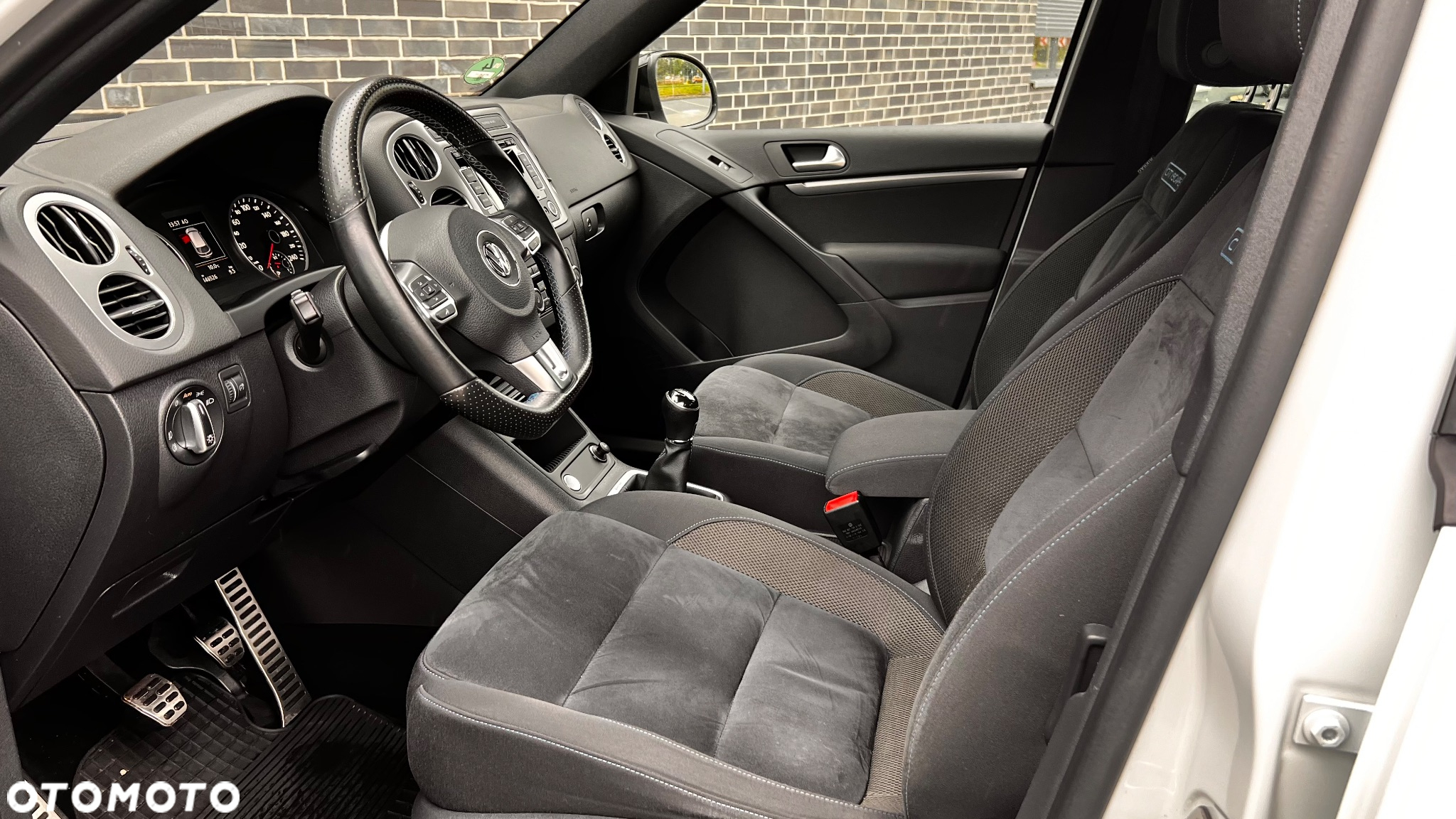 Volkswagen Tiguan 2.0 TDI DPF 4Motion BlueMotion Technology CityScape - 28