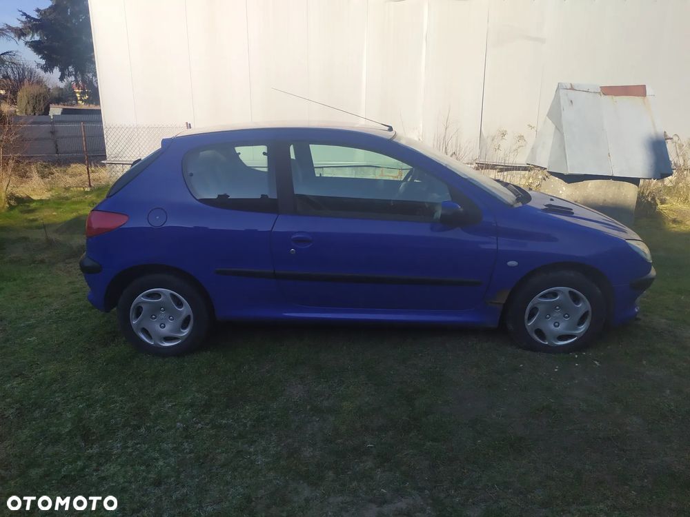 Peugeot 206 1.1 XR - 35