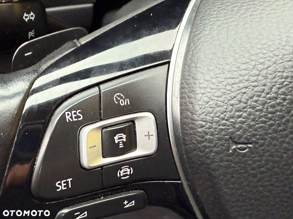 Volkswagen Tiguan 2.0 TDI SCR Elegance DSG - 25