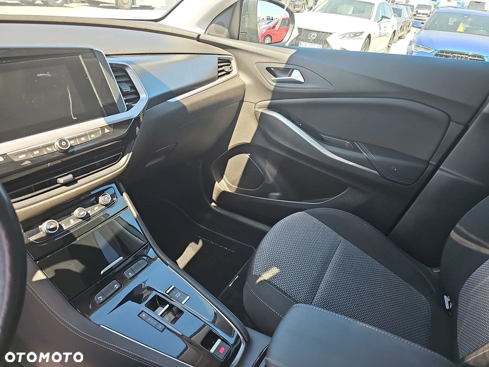 Opel Grandland 1.2 T Edition S&S - 16