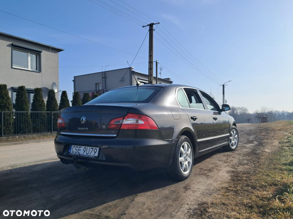 Skoda Superb 1.8 TSI Ambition - 4