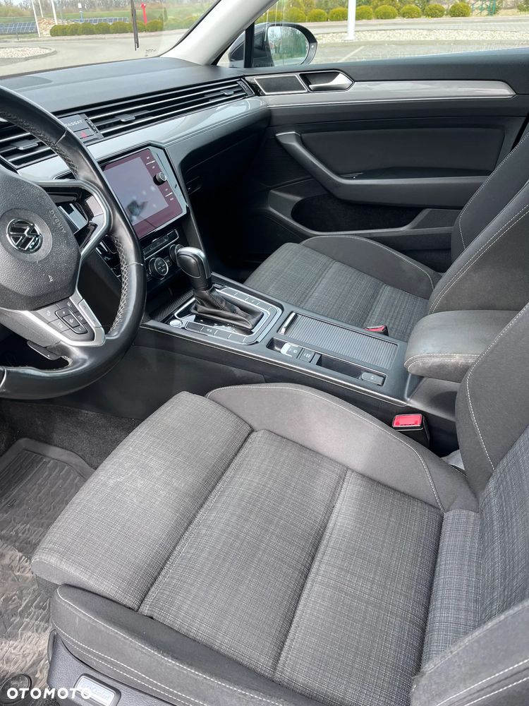 Volkswagen Passat 2.0 TSI Business DSG - 6