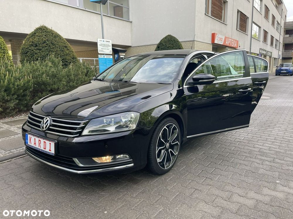 Volkswagen Passat - 11