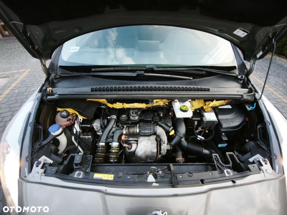 Peugeot 5008 - 18