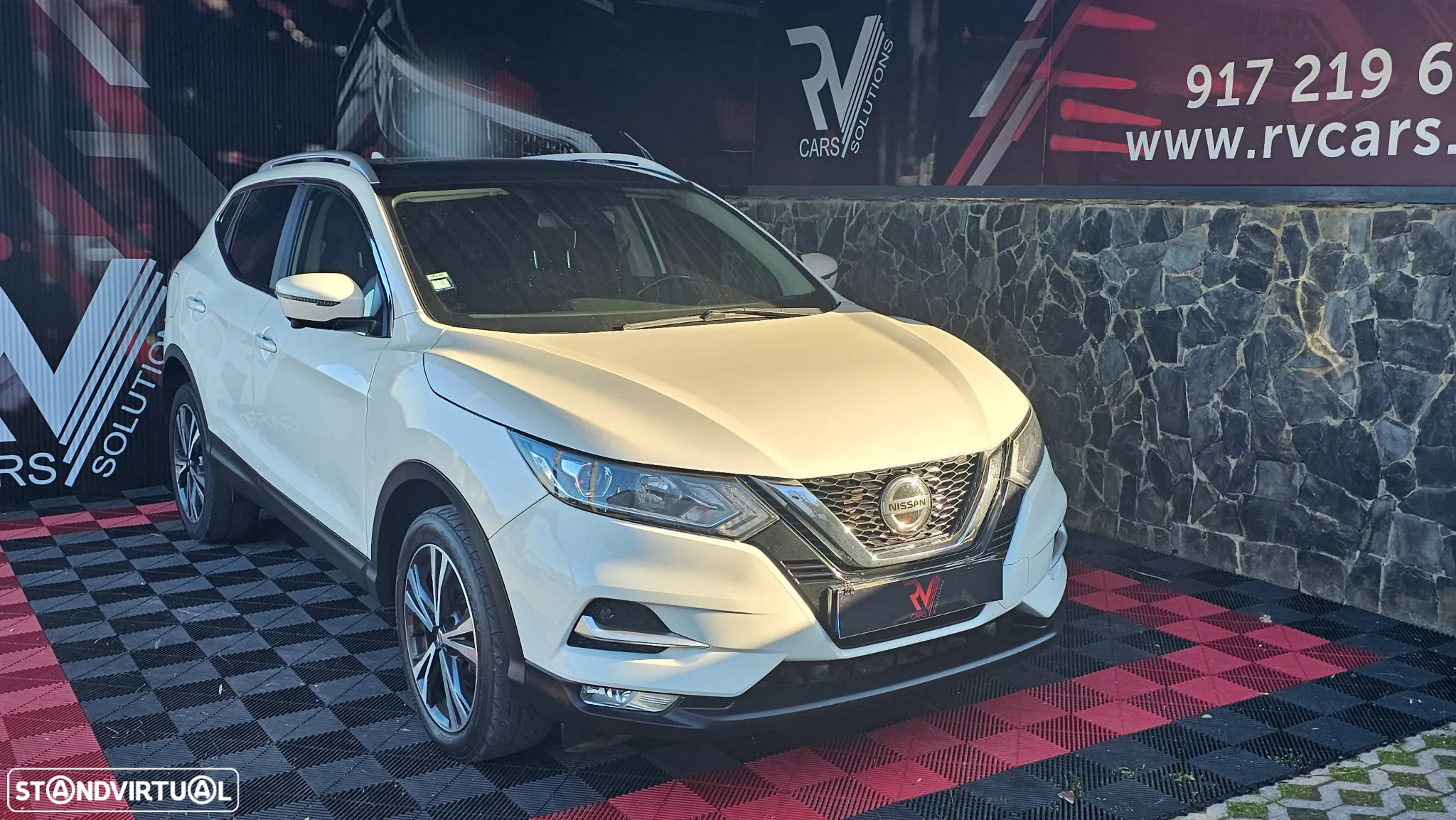 Nissan Qashqai 1.5 dCi N-Connecta J18+Led - 38
