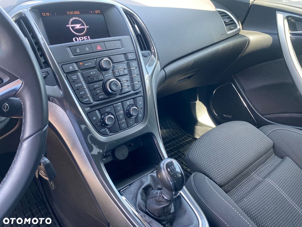 Opel Astra 1.4 Turbo - 24