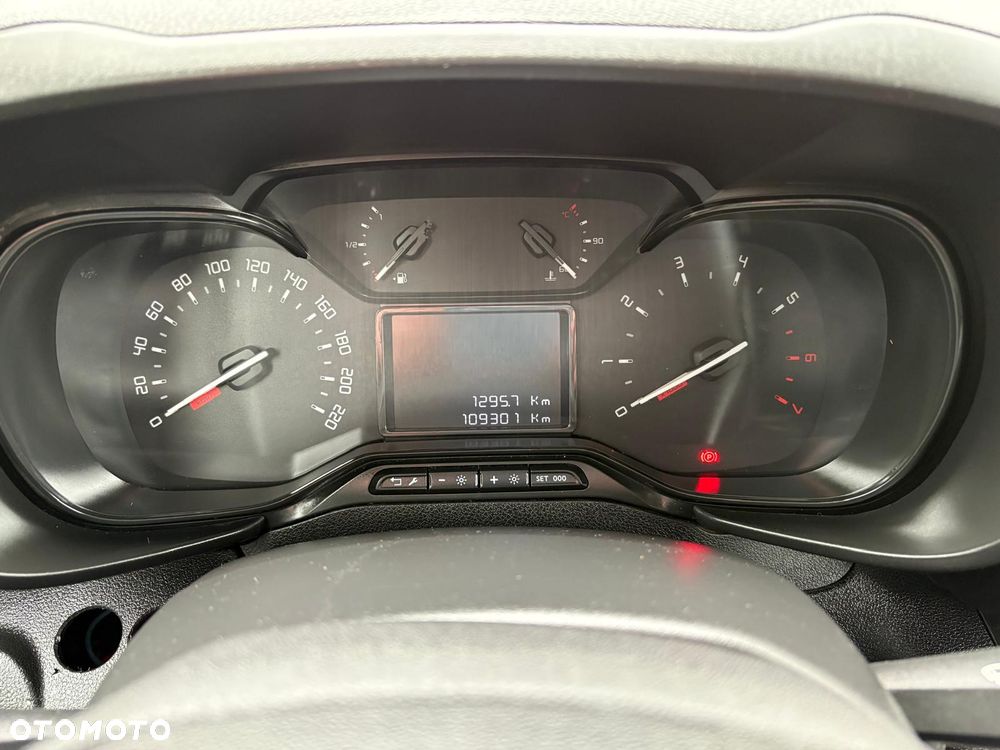 Citroën BERLINGO - 21