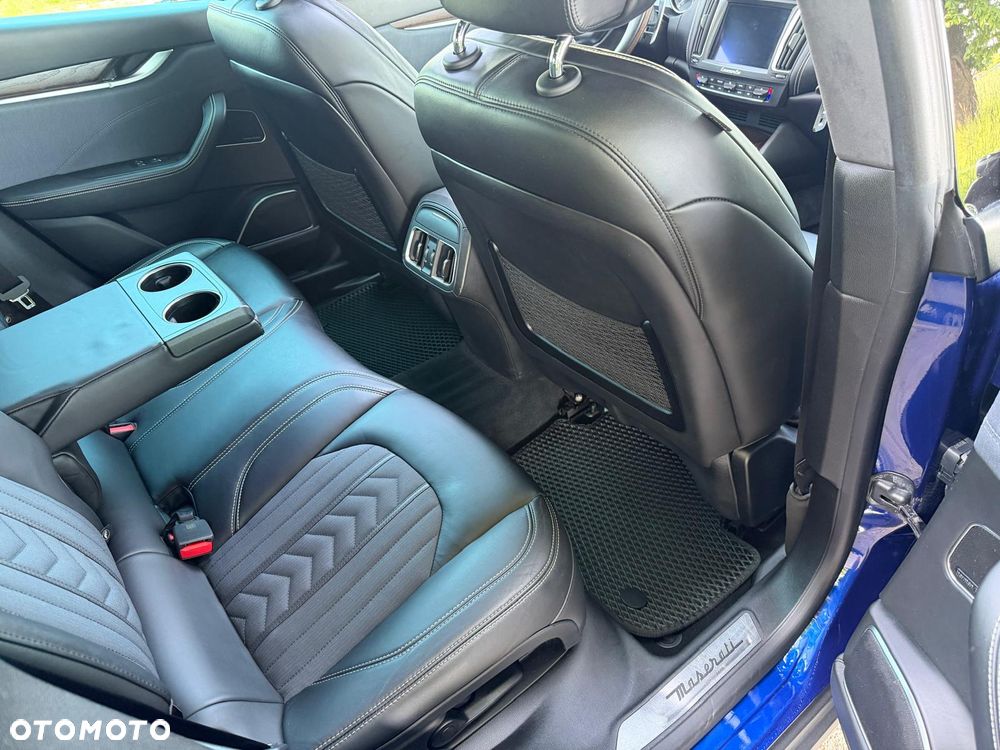 Maserati Levante S Q4 - 11