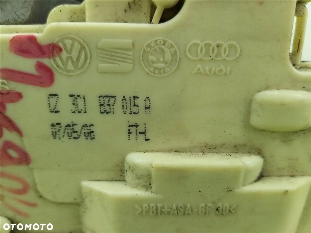 Zamek drzwi przód lewy VW Passat B6 2005-2010 3C1837015A - 2