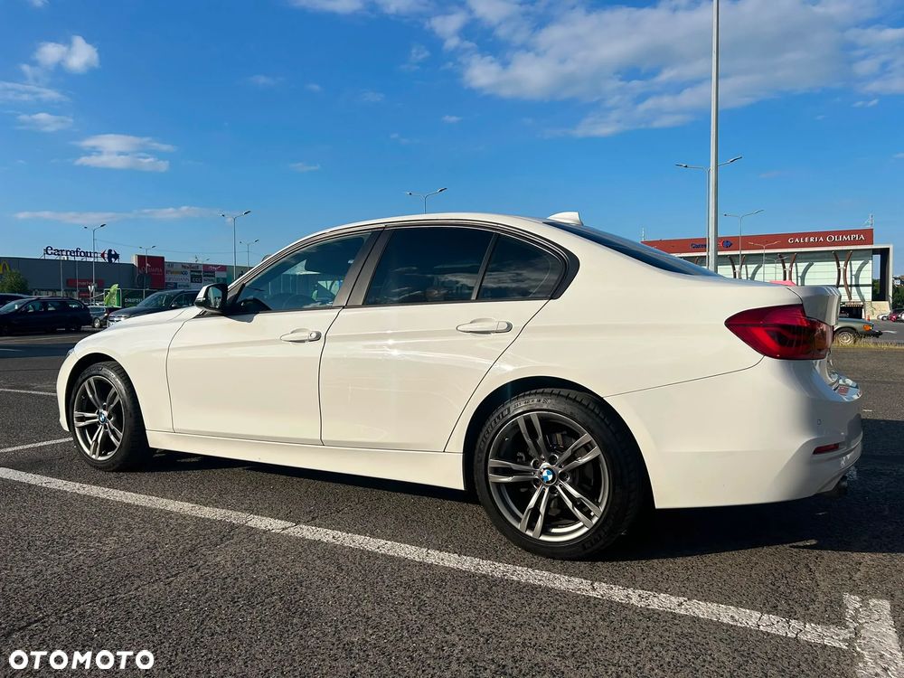 BMW Seria 3 320i GPF - 5