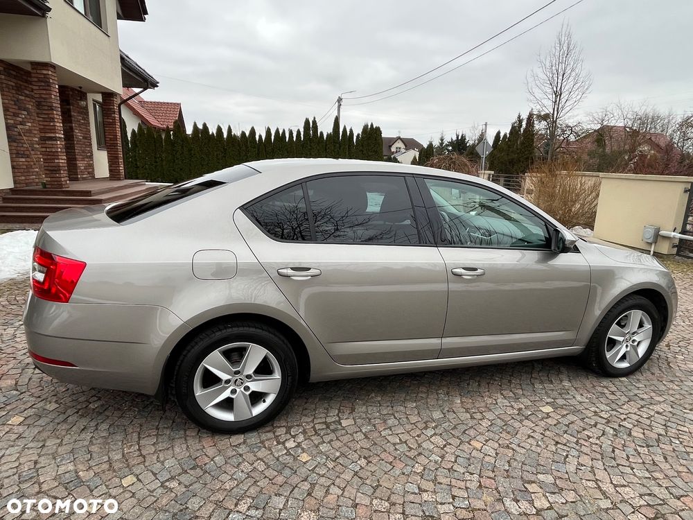 Skoda Octavia 1.4 TSI Ambition - 16
