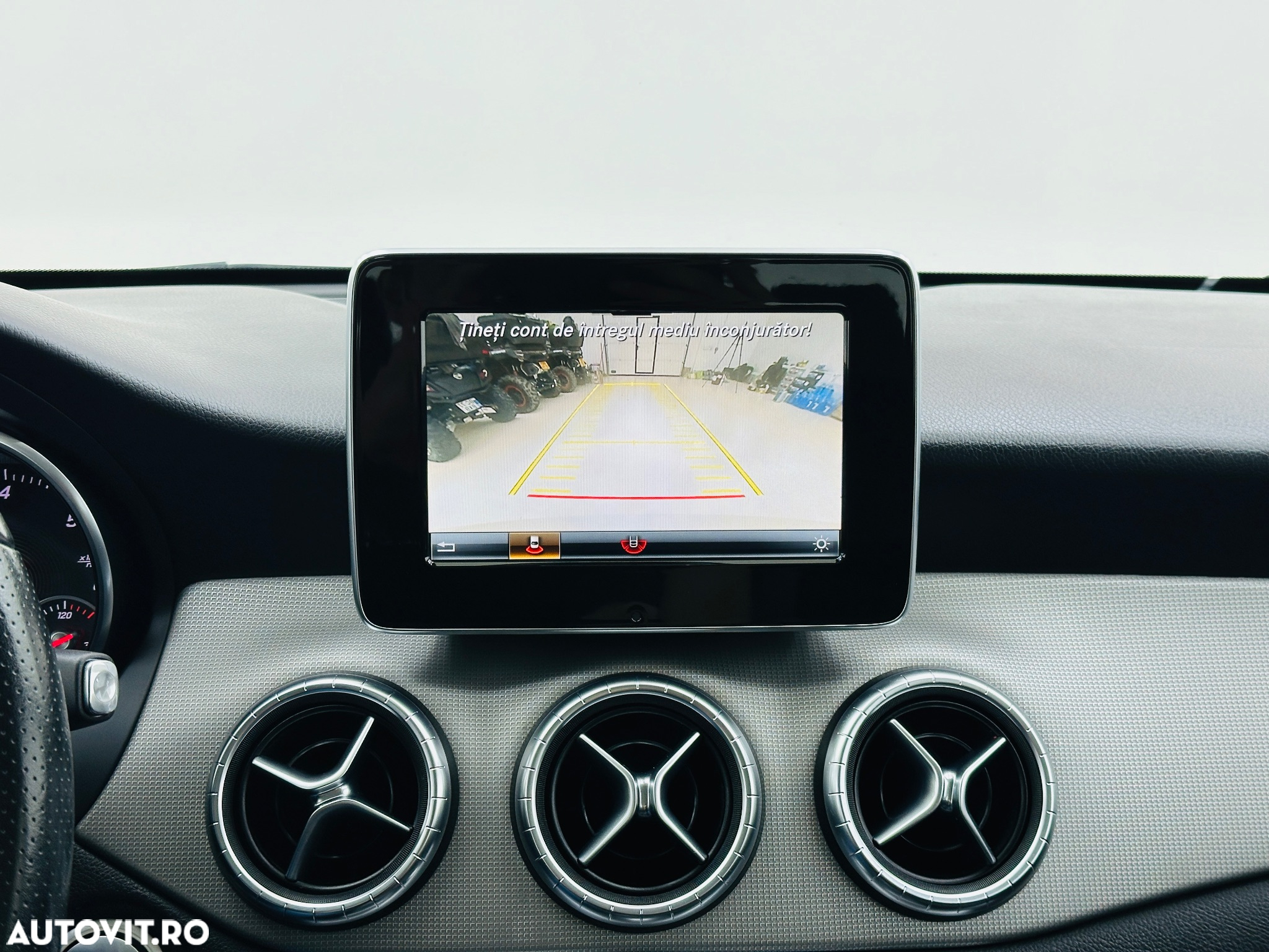 Mercedes-Benz CLA - 29