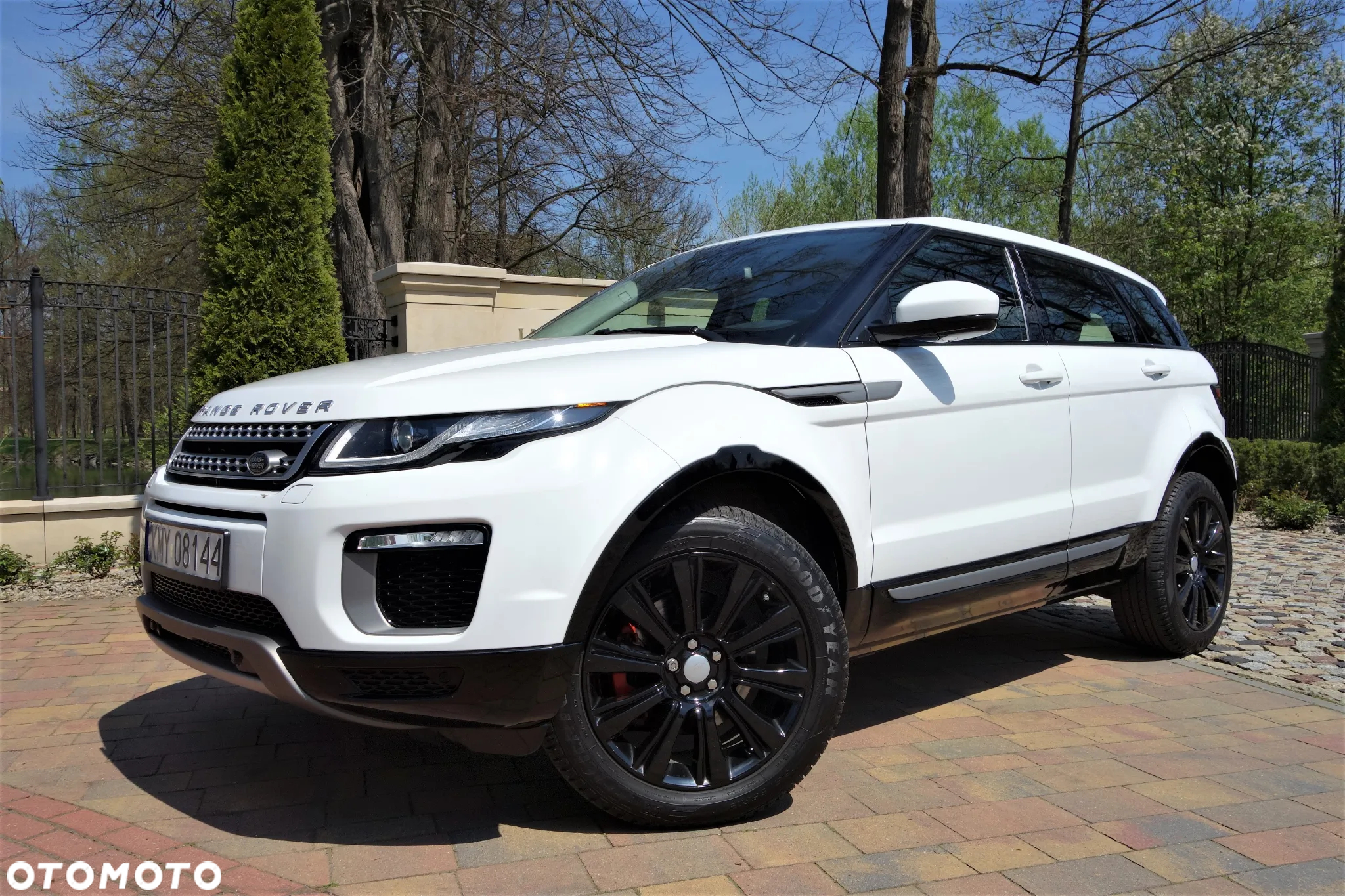 Land Rover Range Rover Evoque - 11
