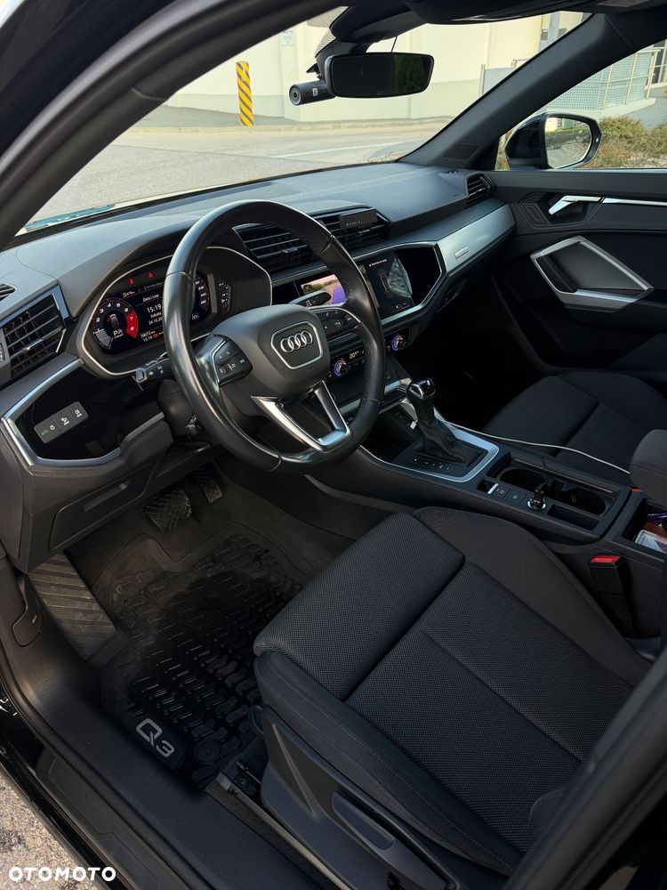 Audi Q3 - 13