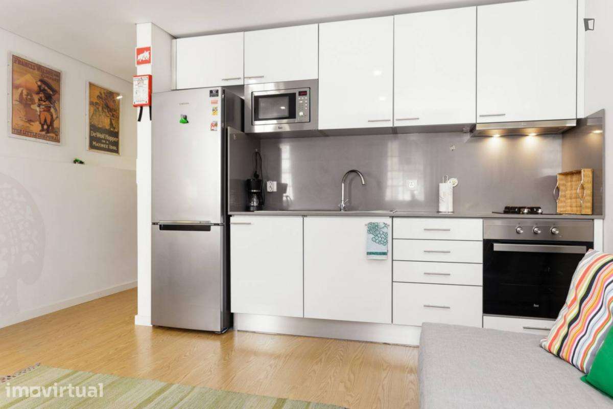 Apartamento com 1 quartos - localizado em Sé Porto - Grande imagem: 4/8