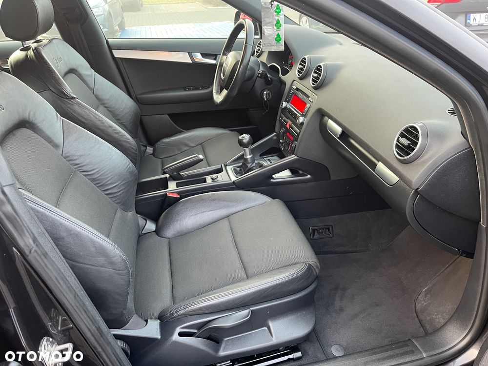 Audi A3 Sportback 1.8 TFSI S line Sportpaket Plus - 25