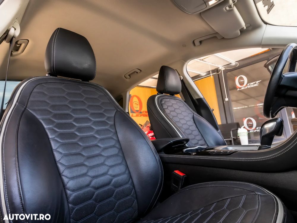 Ford Mondeo Vignale 2.0 Hybrid - 5