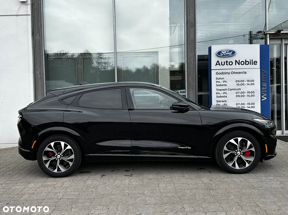 Ford Mustang Mach-E 75kWh AWD Premium - 3