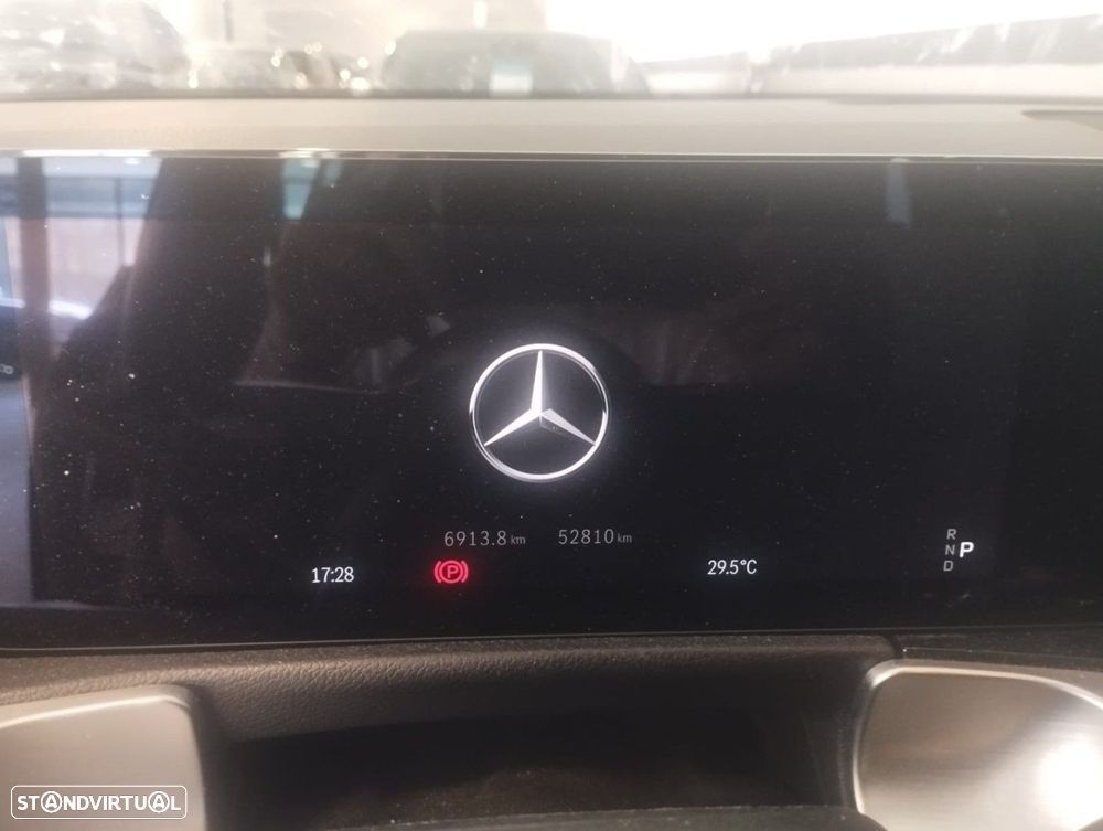Mercedes-Benz EQB 250+ - 10