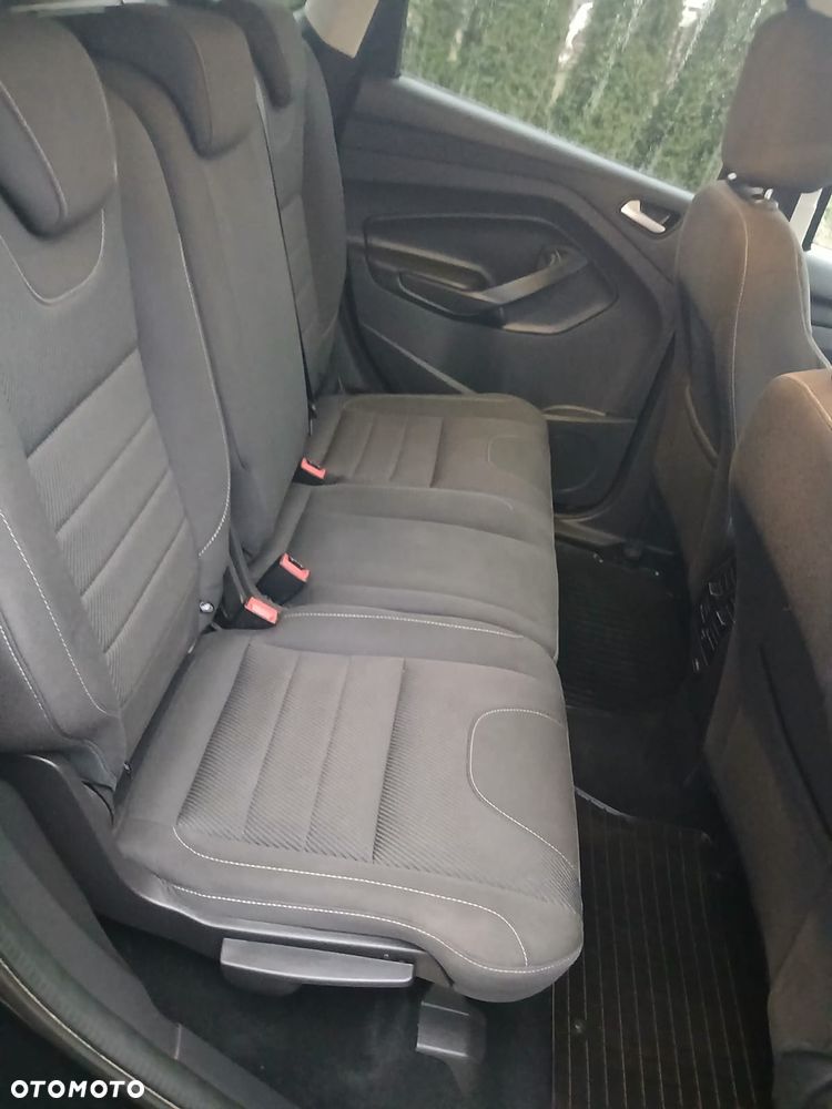 Ford Kuga 1.5 EcoBoost 2x4 Titanium - 11