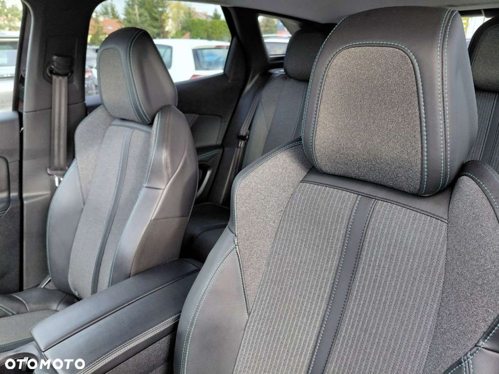 Peugeot 3008 - 16