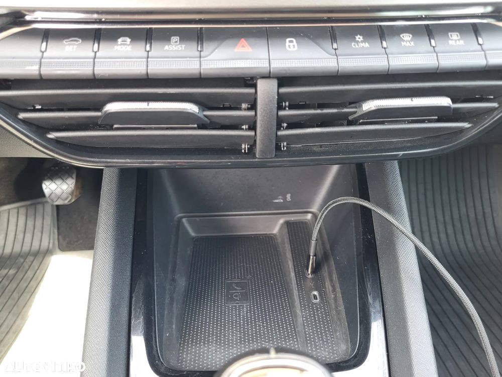 Skoda Octavia 1.5 TSI Ambition - 23