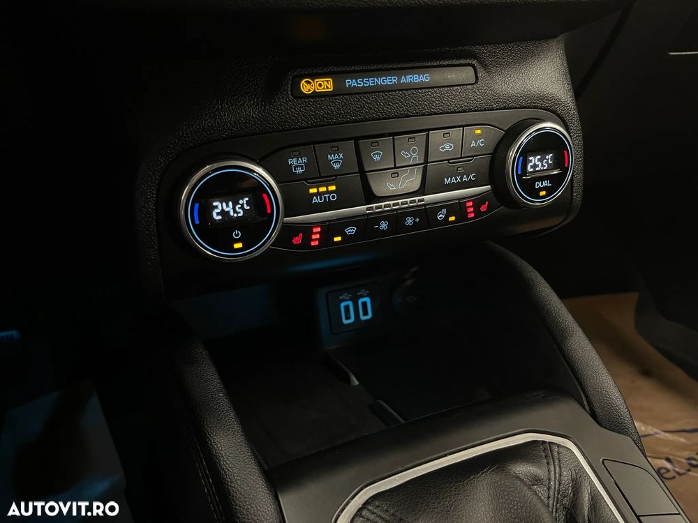 Ford Focus 1.5 EcoBlue Titanium - 22