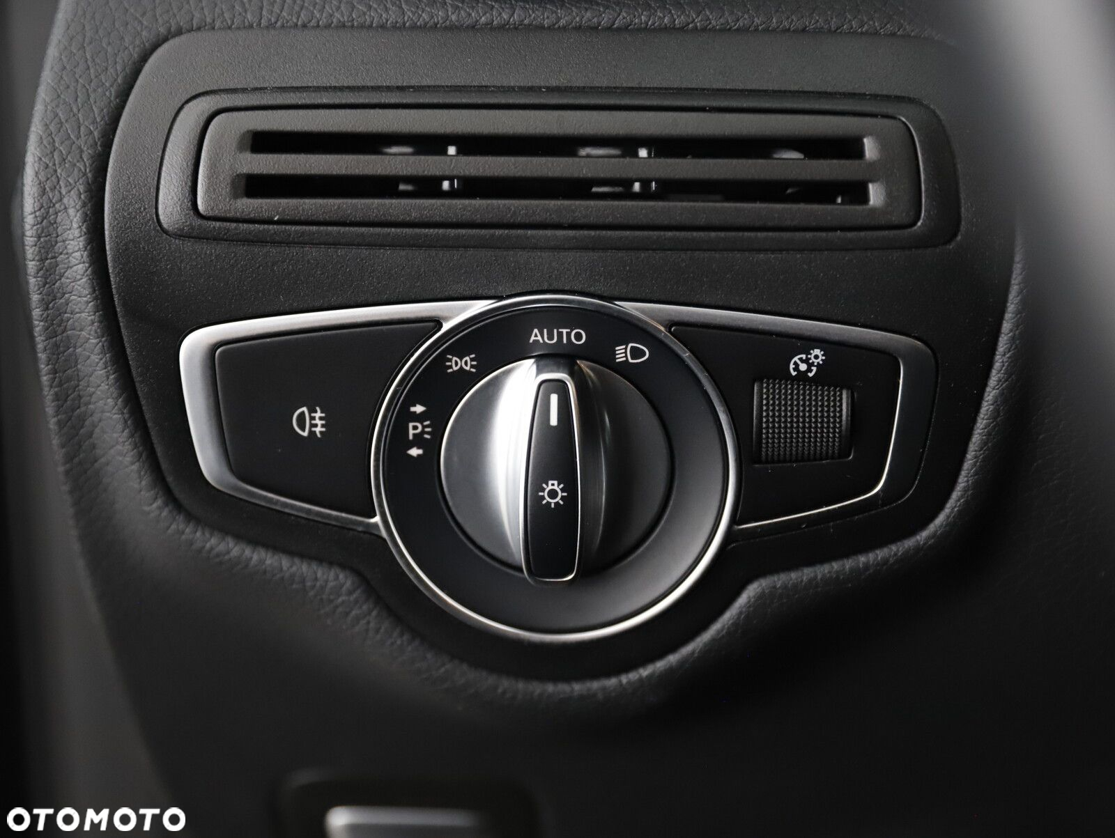 Mercedes-Benz GLC 220 d 4-Matic - 18