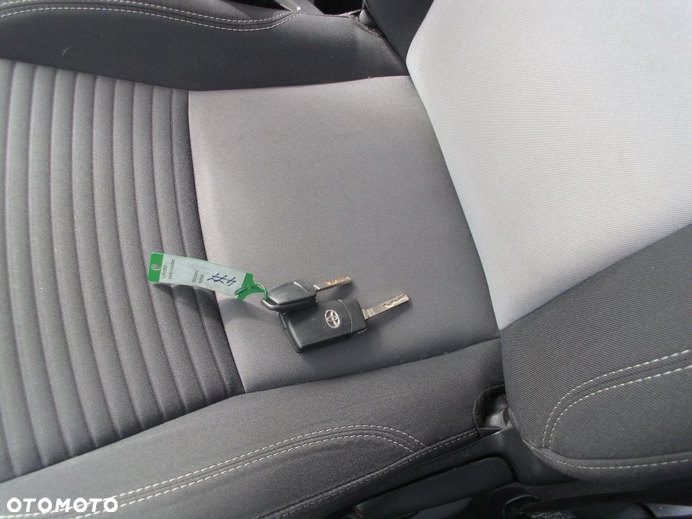 Toyota Yaris 1.5 Premium - 20