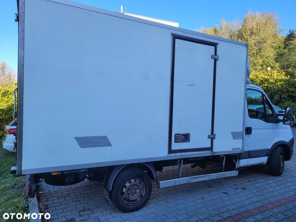 Iveco DAILY - 7