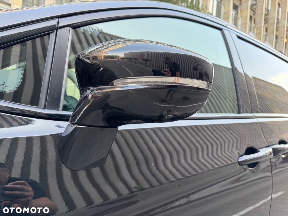 Chrysler Pacifica - 20