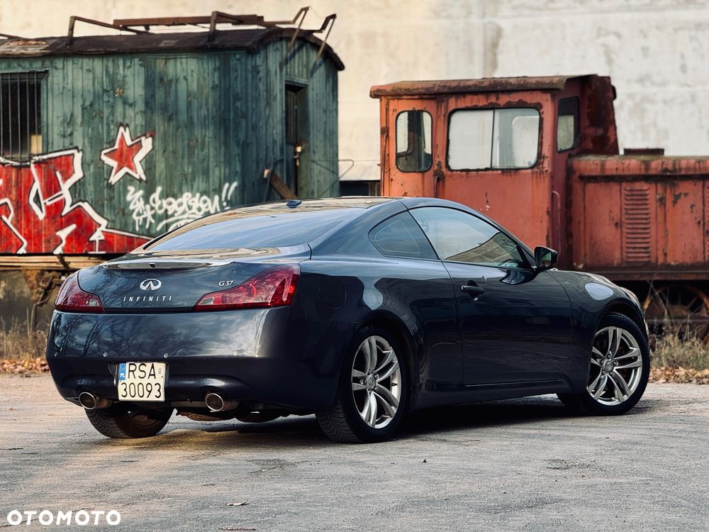 Infiniti G G37 - 5