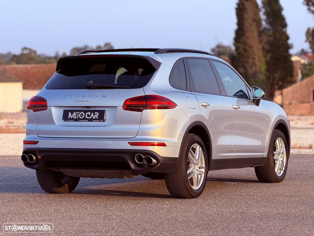 Porsche Cayenne S - 10