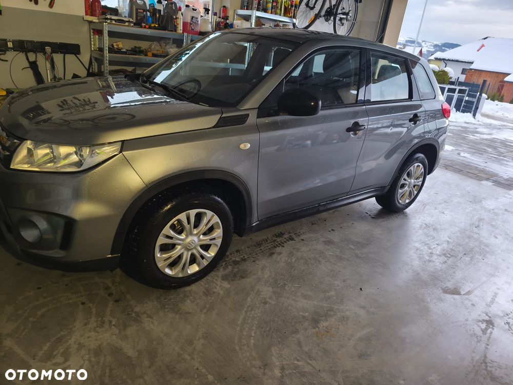 Suzuki Vitara 1.6 Comfort 2WD - 18