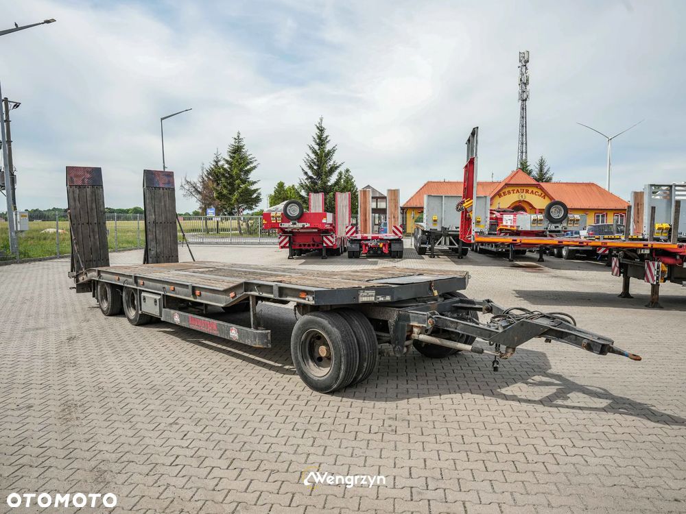 Inny BAUER FAHRZEUGBAU | Przyczepa 3 osiowa z najazdami hydraulicznymi - 4