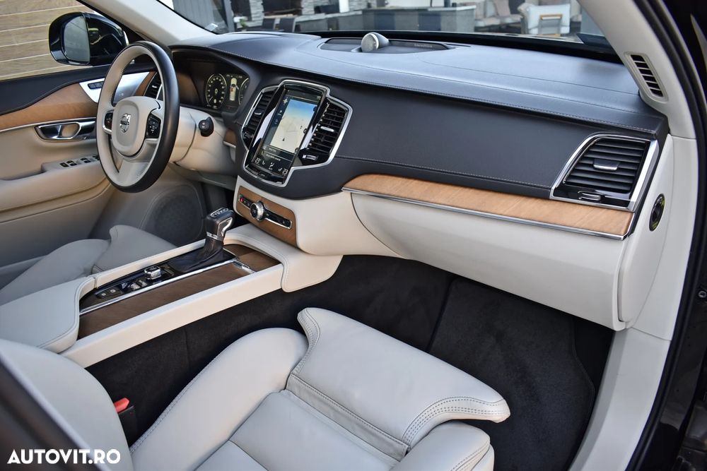 Volvo XC 90 D5 AWD Inscription - 10