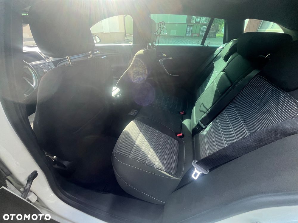 Opel Insignia 2.0 CDTI Sport - 10