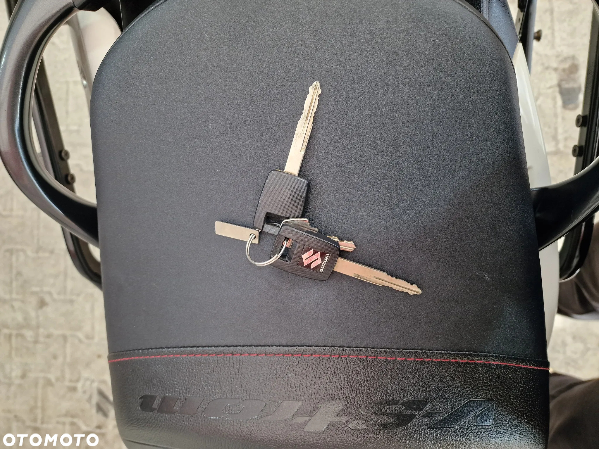 Suzuki DL - 23