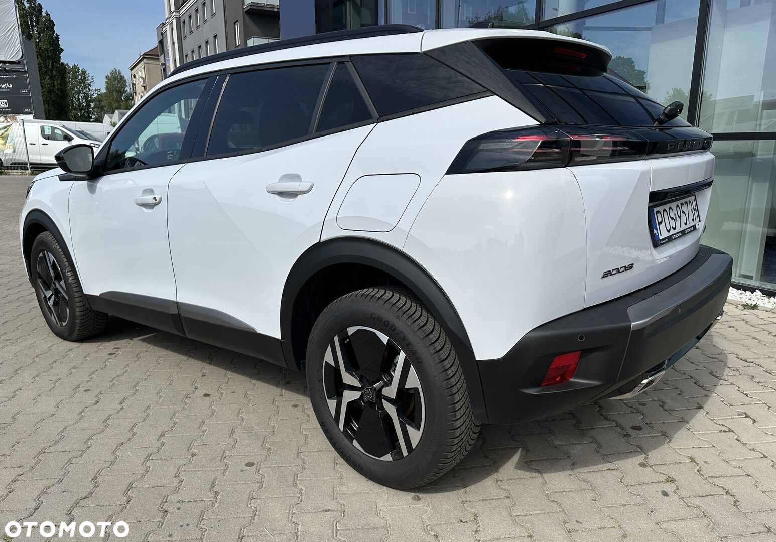 Peugeot 2008 - 9