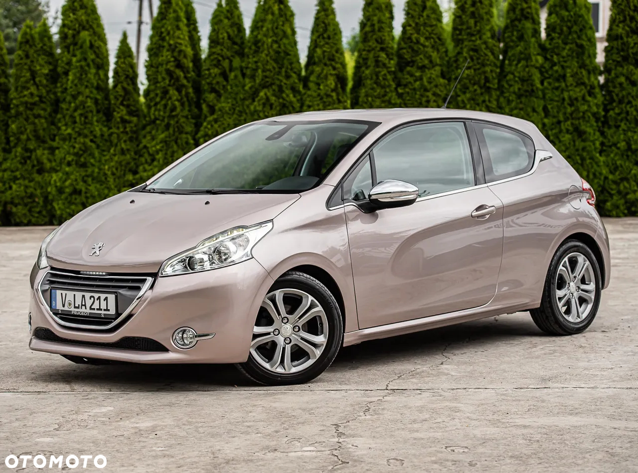 Peugeot 208 - 6