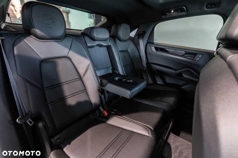 Porsche Cayenne E-Hybrid PHEV Black Edition - 13