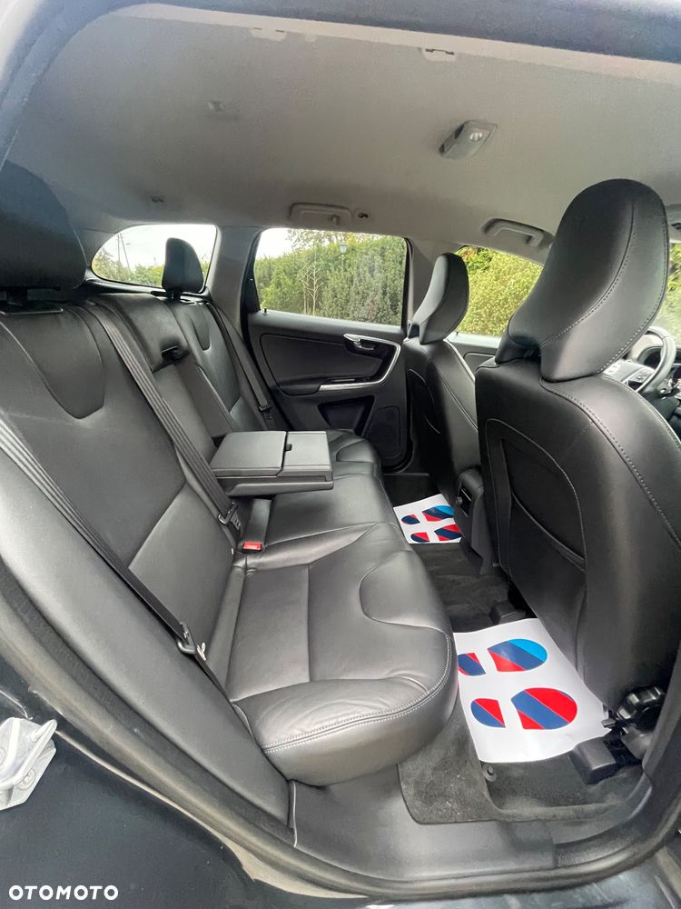 Volvo XC 60 D3 Inscription - 40