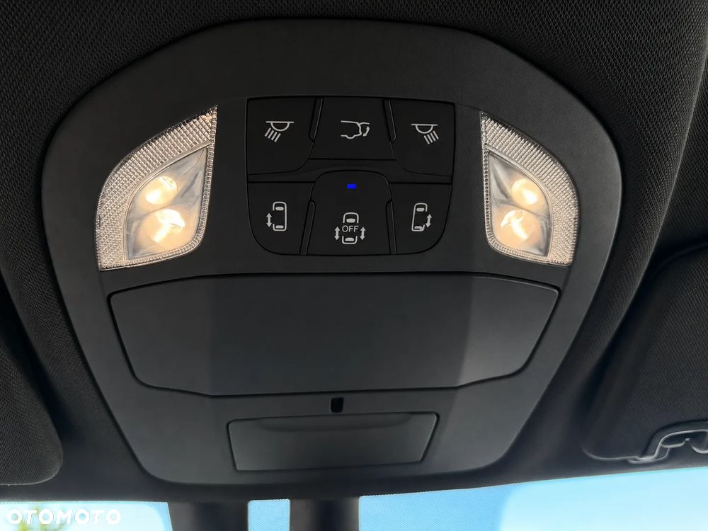 Chrysler Pacifica - 23